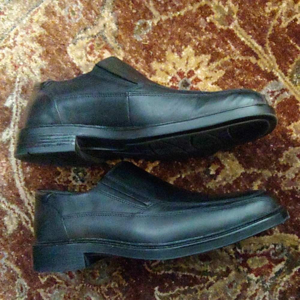 Dockers Agent Leather Slip On NWOT - Picture 2 of 4